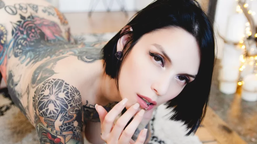 Suicide Girl Wild Nature
