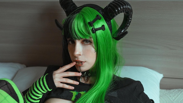 loligaia - Unleash the Beast