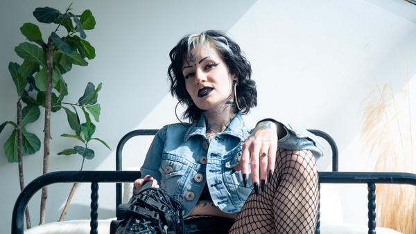 lilmisss80 - Bad Girl Mood