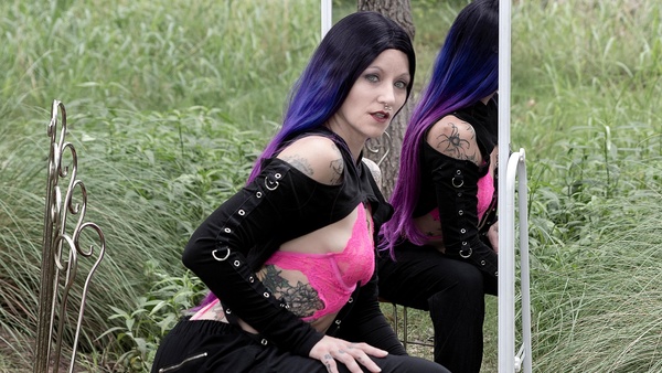 daisiraw - The Mirrors Image