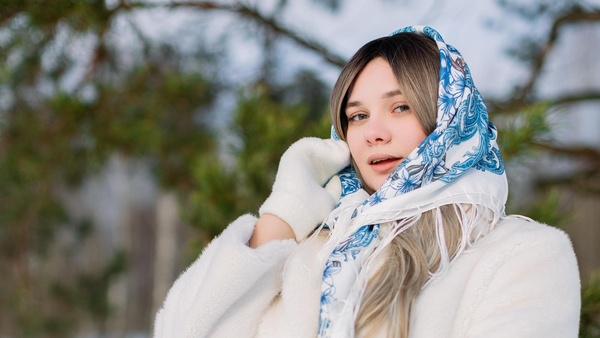 tihomirova - Snow Maiden