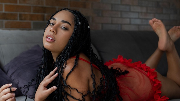 luamelo - Love at first sight