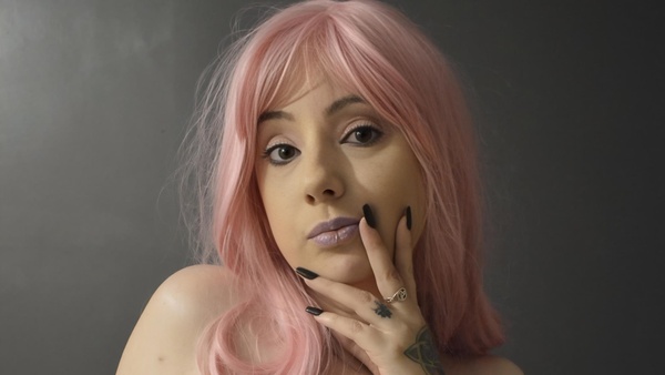 pinkypunkymodel - Strip down for bath time